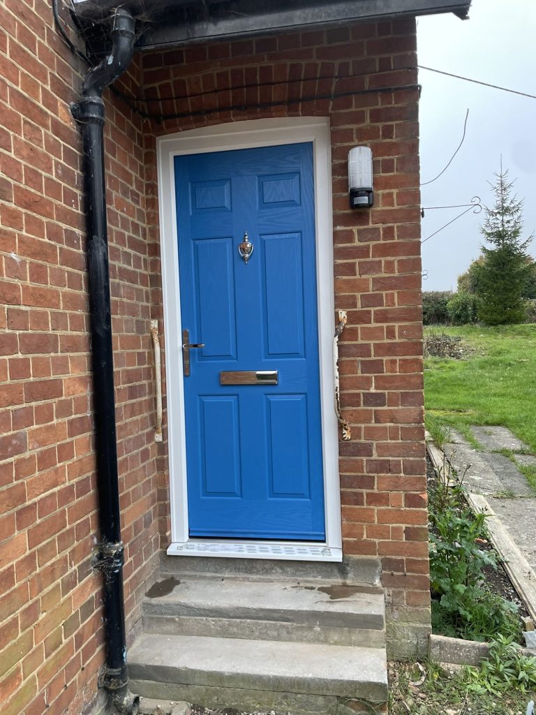 Blue side door